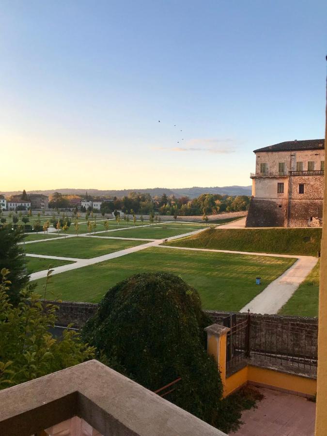 Appartamento Vista Rocca Sala Baganza Eksteriør billede